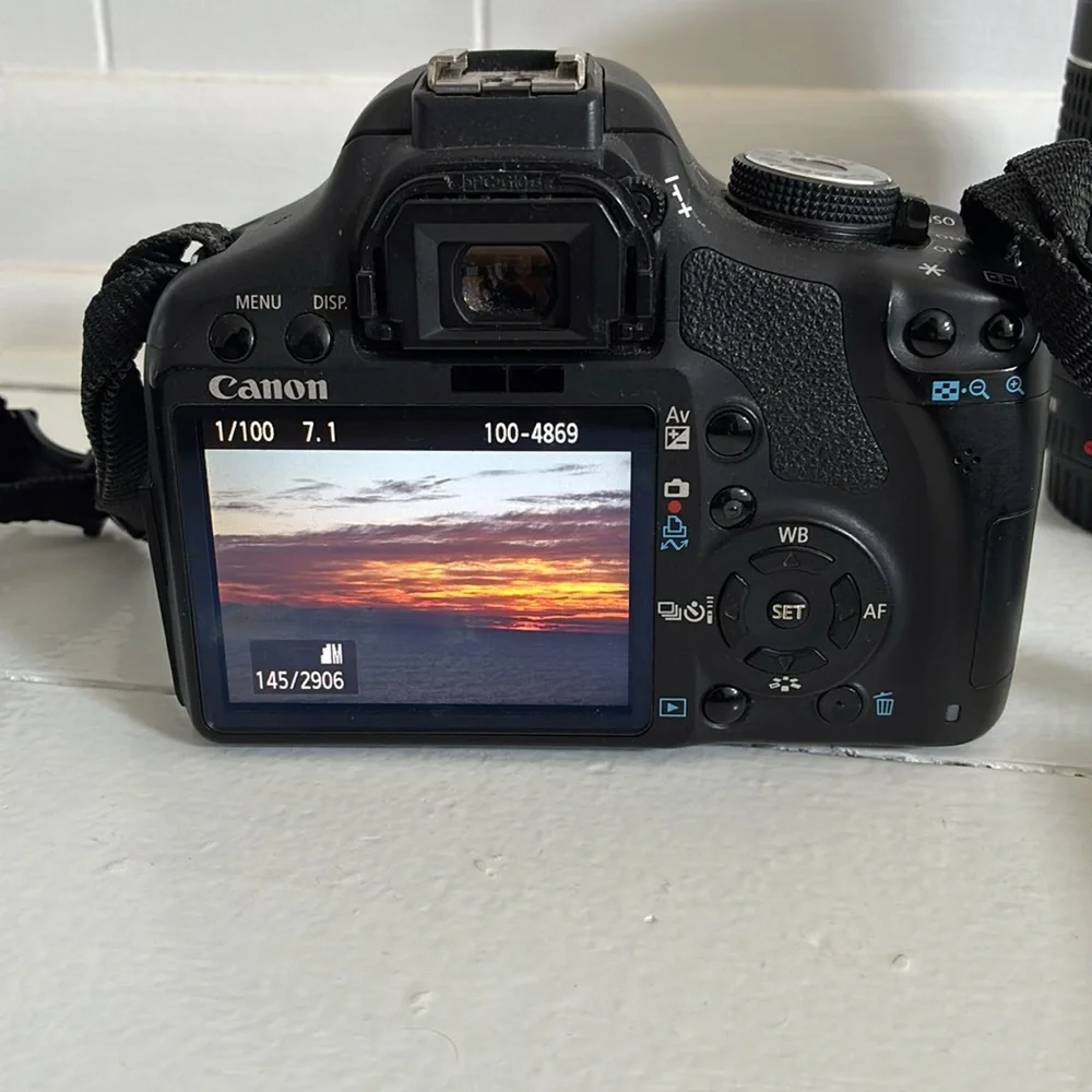 Canon Rebel T1i with extra lens